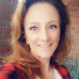 Meet your Posher, Shana